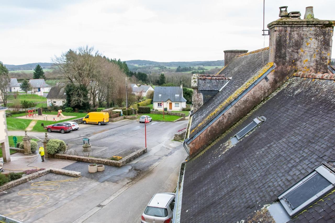 Confortable T1Bis Renove, Au Coeur D'Un Bourg Calme La Chapelle-Neuve  Luaran gambar